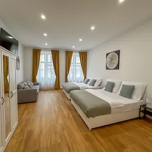 https://central-spot-prague-apartments.praguehotelsweb.com